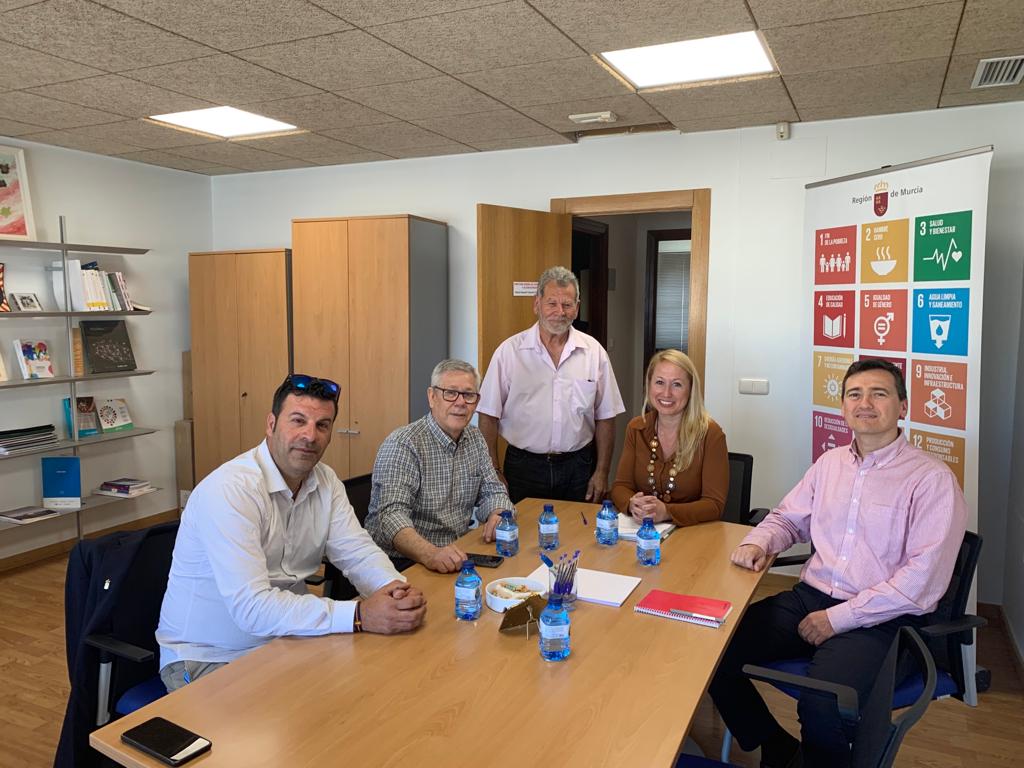 Imagen Reunión con Presidentes de Casas Regionales