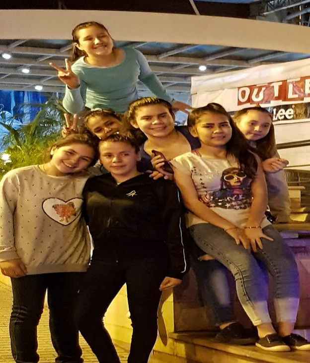Imagen A. Promoción y Desarrollo de 48 niñas y mujeres en la Residencia Kuñatai Roga de las RMI en Asunción, Paraguay, a través de su acogida, manutención, acompañamiento y formación