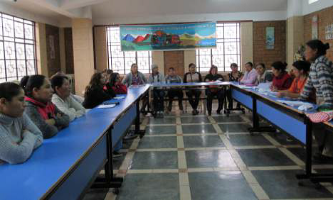 Imagen A. Mujeres enfrentan la pobreza, promueven sus derechos y fomentan su desarrollo a nivel comunal y local.”- Lima-Perú